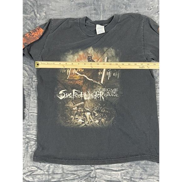 Vintage 2000 Six Feet Under Graveyard Classics Death Metal Shirt Mens M Y2k - Picture 6 of 11